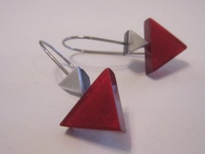 0002967 nausnice indian triangle cervene