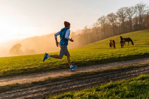 Jak przygotować organizm do sezonu biegowego: Wskazówki na zdrowy start
