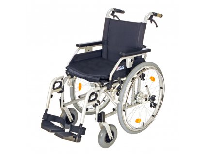 Invalidní vozík s brzdami, 108-23
