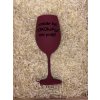 Vinná sklenička bordó - Protože být dokonalá...