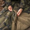 avid carp prehoz na lehatko ripstop camo (2)