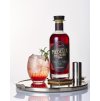 cherry + tonic bile pozadí