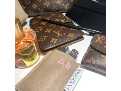 Doplňky Kapsička na rtěnky:klíče s monogramem 300,