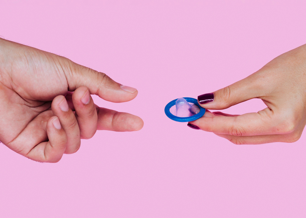 Pohlavné choroby: Kompletný prehľad, príznaky, prenos, testovanie a liečba