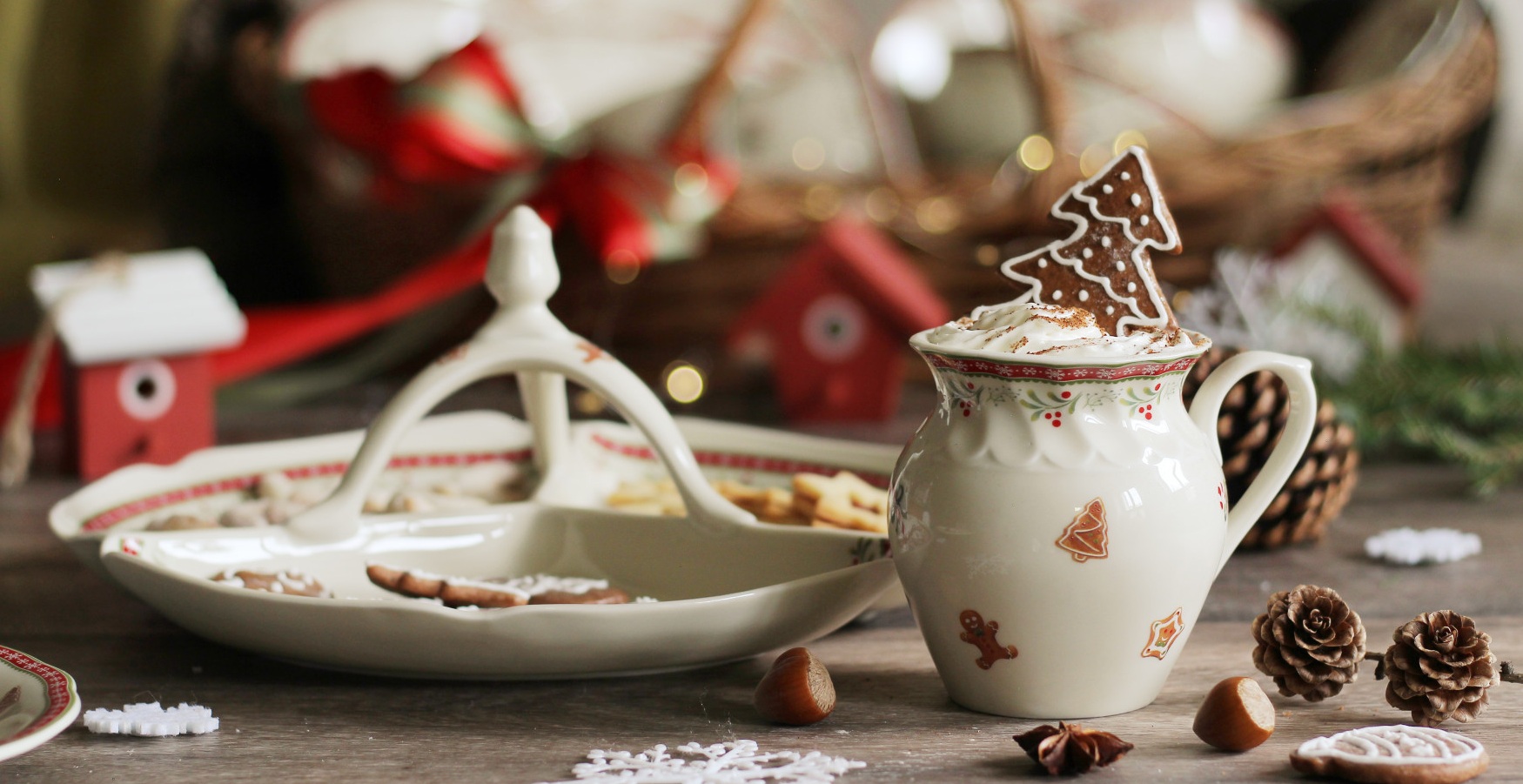 INSPIRUJTE SE PŘI VÁNOČNÍM STOLOVÁNÍ BARVOU ROKU