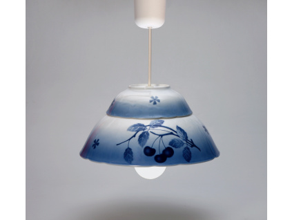 Lustr, blue cherry