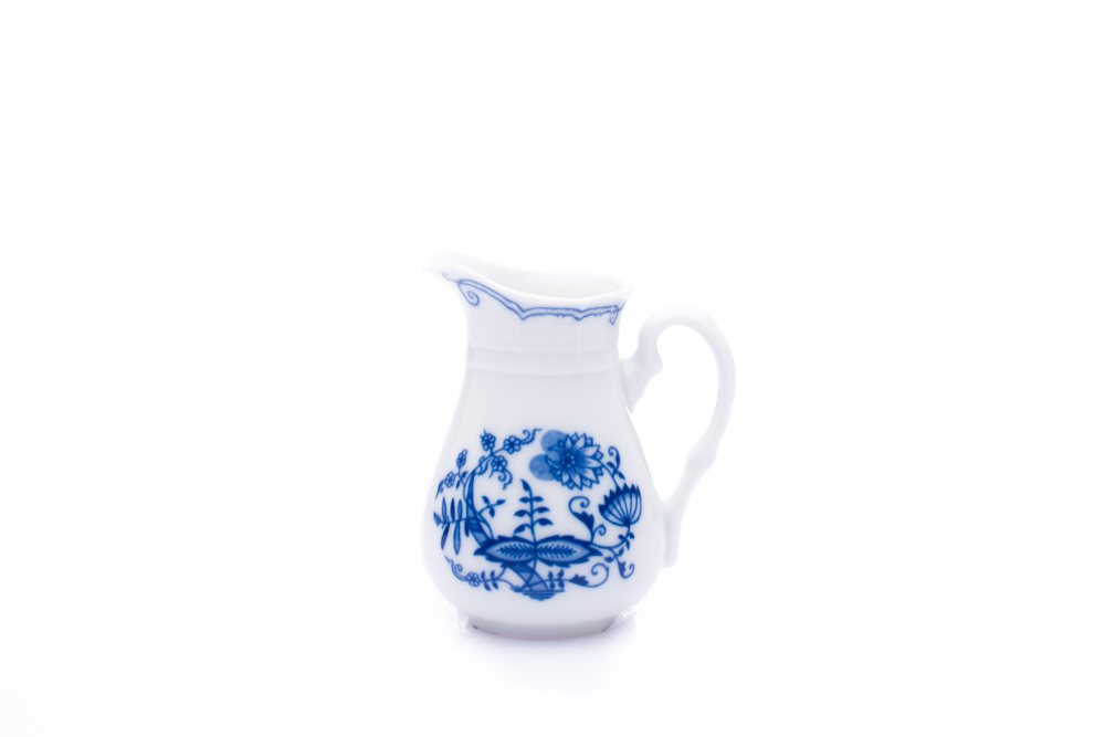 Natálie, porcelánová mlékovka, 180 ml, cibulák, Thun 1794