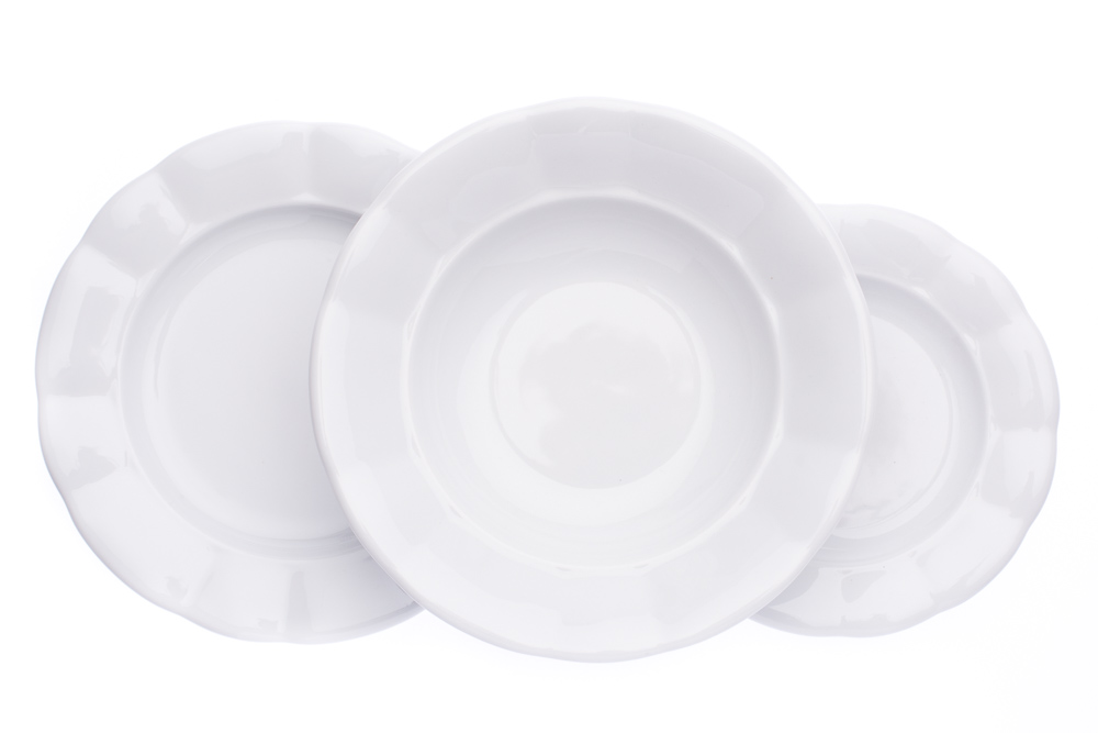 Bílé porcelánové talíře, český porcelán, G. Benedikt, 18 dílná