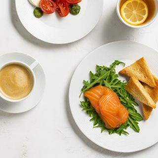 🍽️ ZAČNĚTE NOVÝ ROK S NOVÝM PORCELÁNEM🍽️ ✨ Moderní kolekce Lea v bílé barvě je důkazem, že i jednoduchost má styl. Jemné...