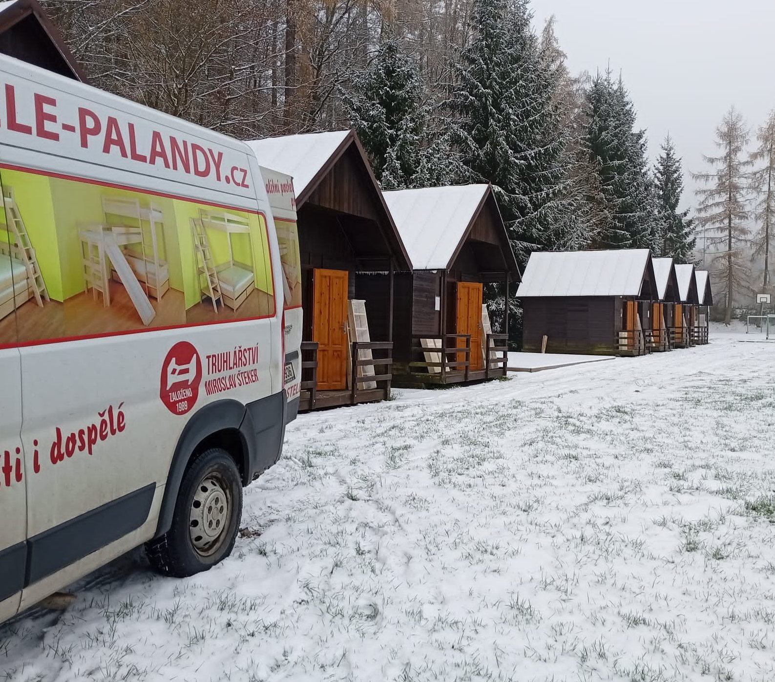 Proč naše postele míří do českých kempů?