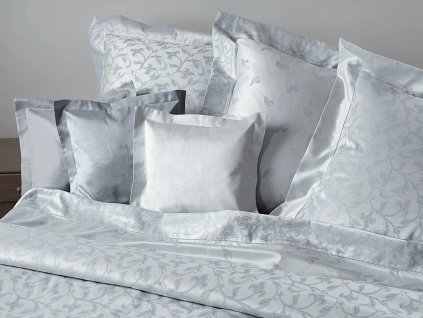 povleceni rokoko seda dadka vracov1