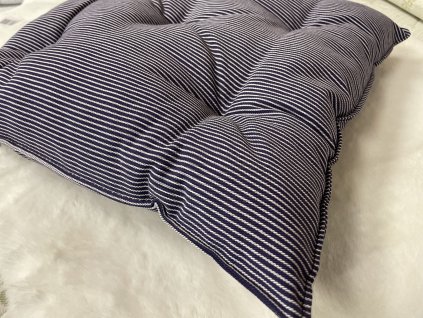 Sedák na židli tmavě modrý s proužkem 40x40 cm