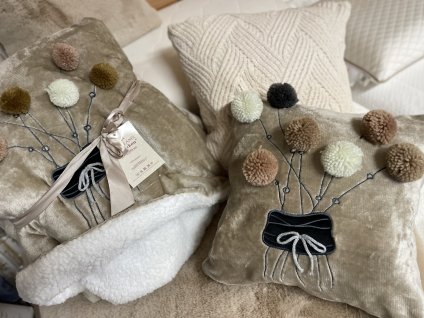 Deka mikroplyš s beránkem míčky béžovo-šedá