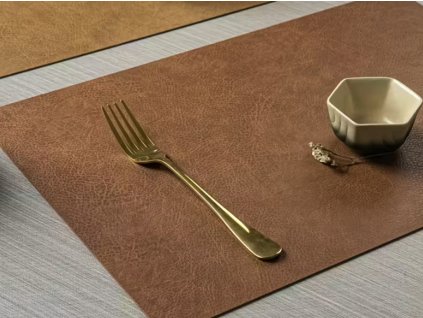 prostíraání imitace kůže svěle hnědé