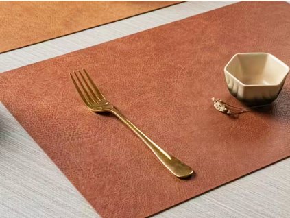 prostíraání imitace kůže terakota