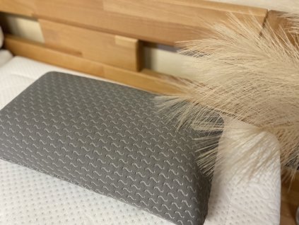 Cestovní polštář šedý 24x42/ výška 12cm