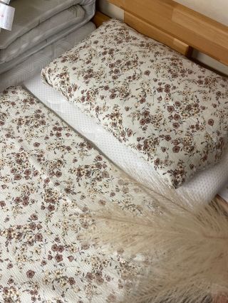 Nádherné krepové povlečení‼️. kvítí béžové vintage styl ‼️ #ceskepovleceni #postelshop #milevsko #
