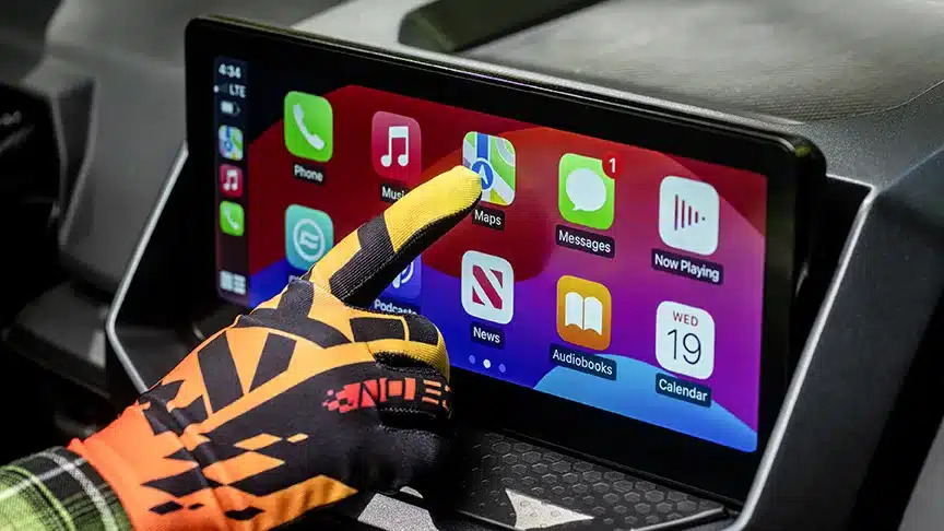 CFMOTO Gladiator Z10 Turbo XL - 12,3 dotykový displej