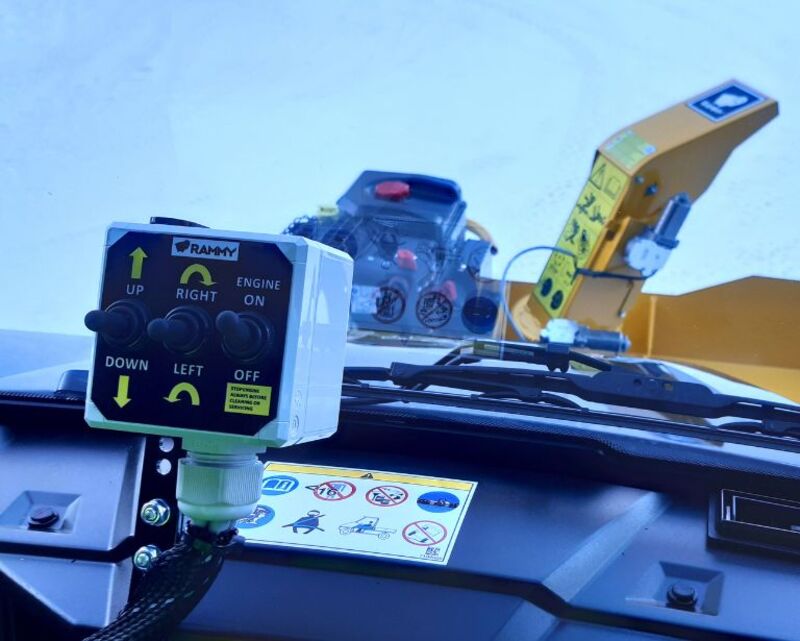 Rammy Snowblower 155 UTV PRO - Elektrické dálkové ovládání