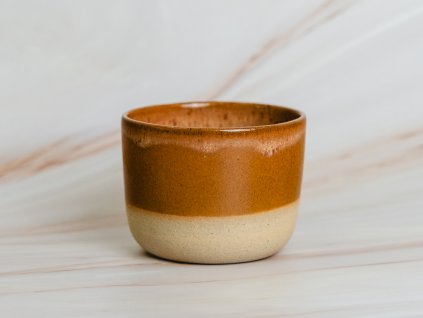 hned keramicky hrnek