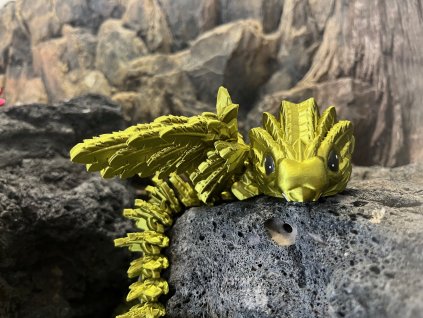 Peříčkový dráček kiwi lesklý délka 26 cm 3D tisk