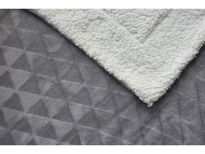 Triangle sv.šedá