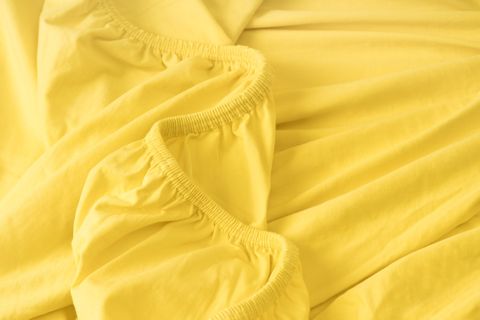 Levně PovlečemeVás Luxusní bavlněné JERSEY prostěradlo s lycrou 160x200 cm - žlutá