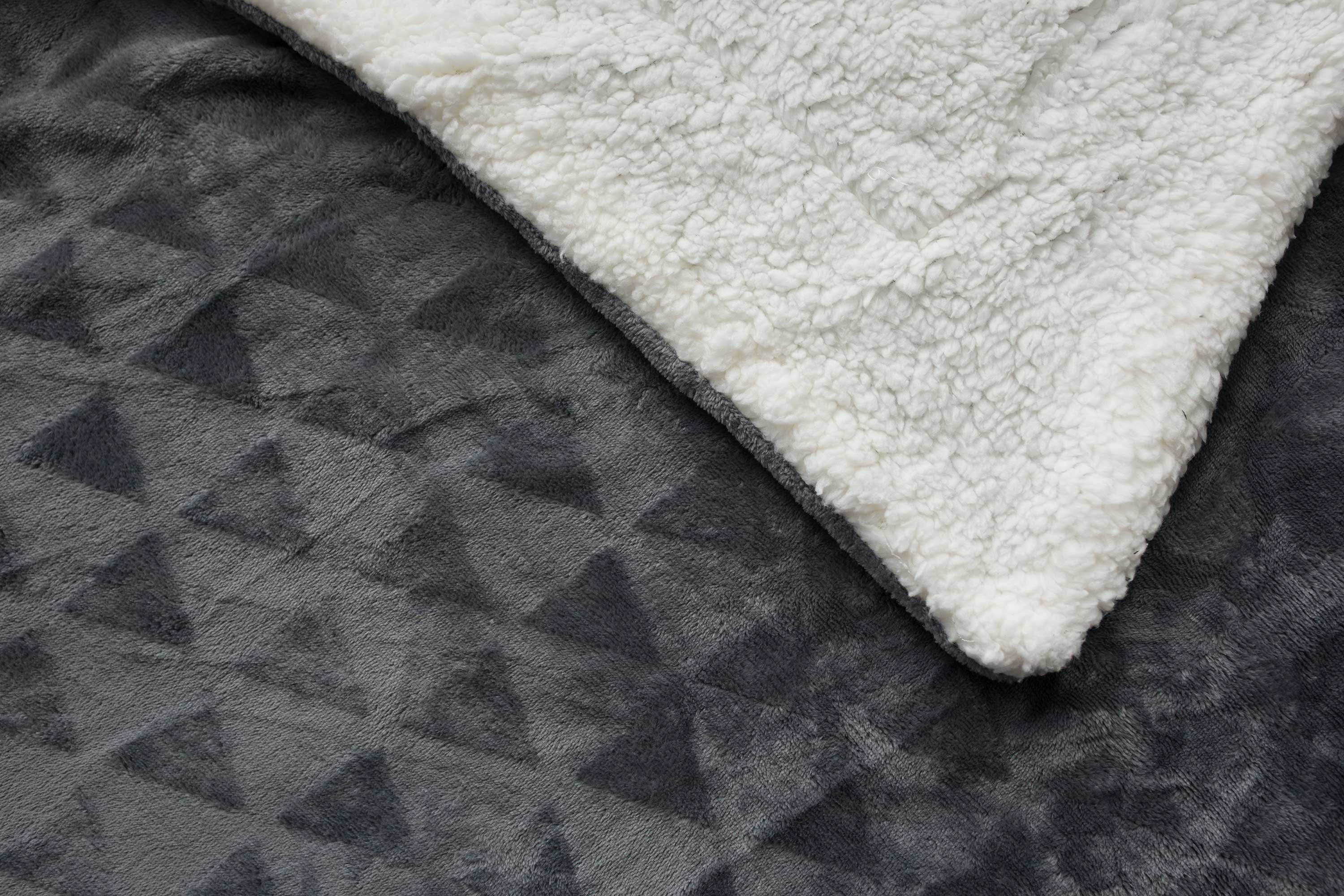 Jerry Fabrics Deka beránková Triangle 150x200 cm - Tmavě šedá
