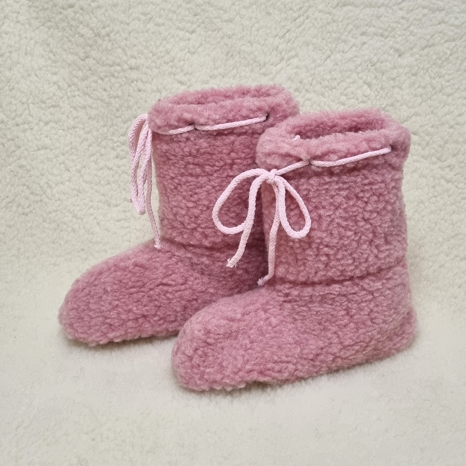 Merino Televizní bačkory z ovčí vlny se šňůrkou - růžové Velikost boty: 36-37