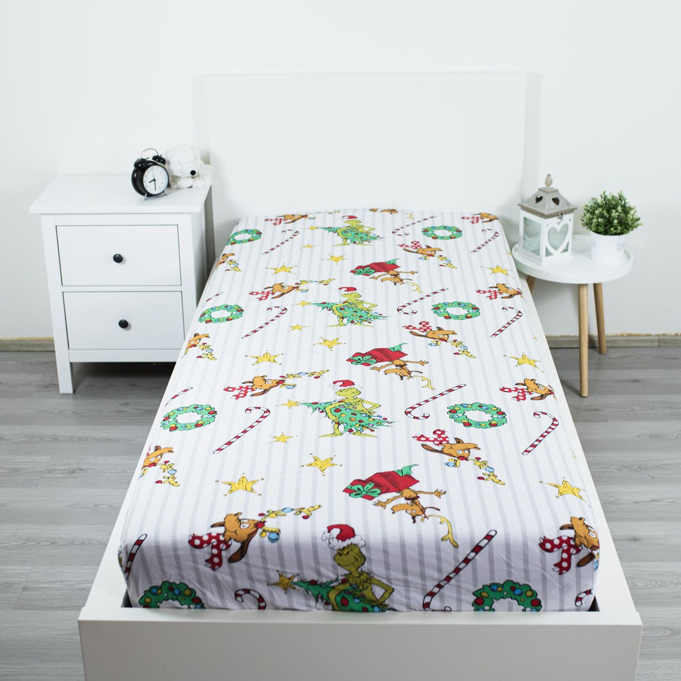 Jerry Fabrics Bavlněné napínací prostěradlo 90x200 + 25 cm - Grinch "Grinchmas"
