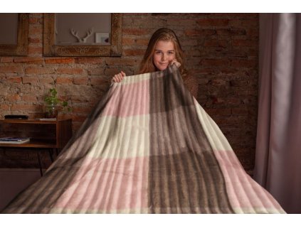 Mikroflanelová deka vlnkovaná 150x200 cm růžová/béžová