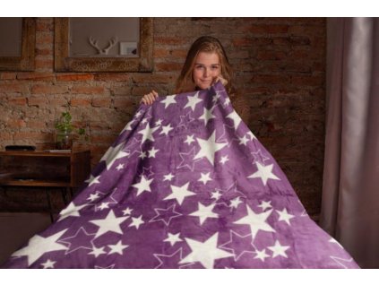 Mikroflanelová deka Hvězdy 150x200 cm fialová