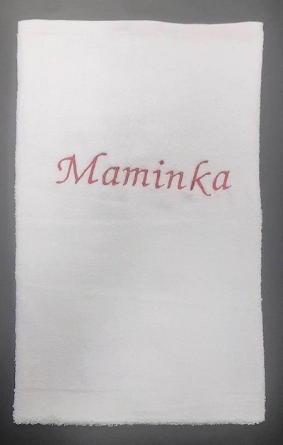 Levně Top textil Osuška s vyšitým nápisem "Maminka" - Bílá 70x120 cm