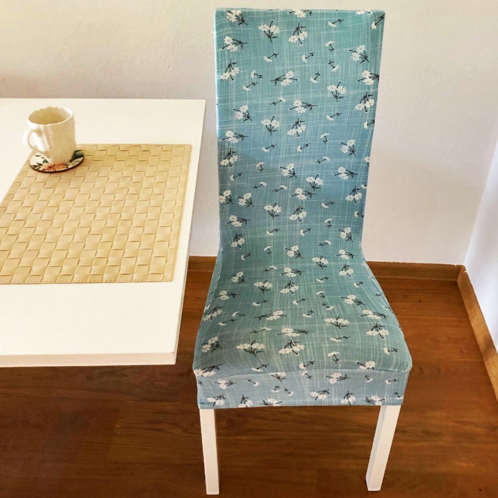 Levně Potah na židli - modrá kvítka