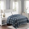 402 prosivany prehoz pres postel 200 240 cm tmave modre hvezdy povlecenideka cz