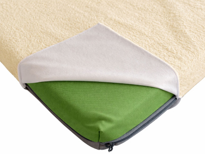 Nepropustný chránič matrace do školky – krémová