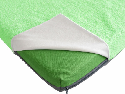 Nepropustný chránič matrace do školky – pistáciová