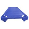 Modré plastové lehátko do školky