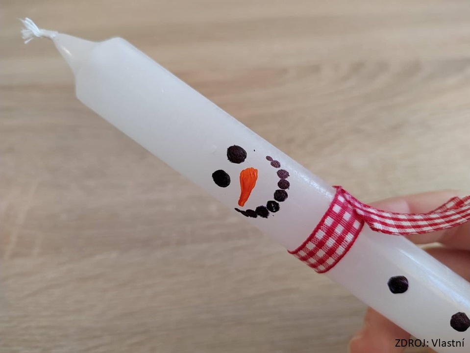 snehulacek-svicka-dekorace-tvoreni-pro-deti