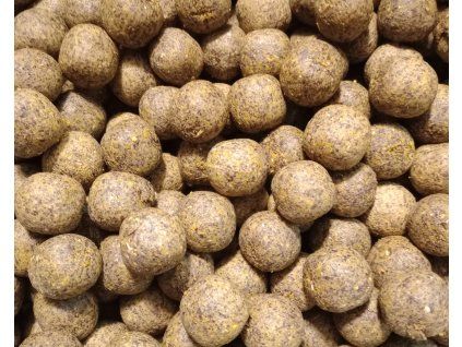Rozpustné boilies s jílem Řepková matrice 24 mm.