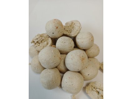 Bílá broskev, chilli