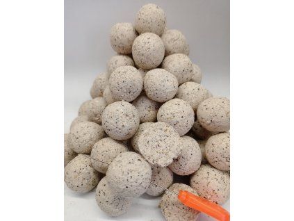 Boilies s jílem.Krill+Chilli 24 mm.