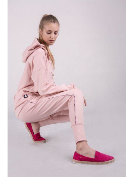 dres damski w kolorze rozowym 2 3