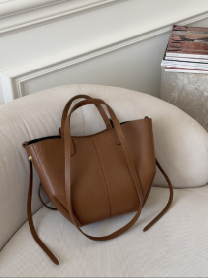 Dámská kožená midi kabelka Poli hnědá