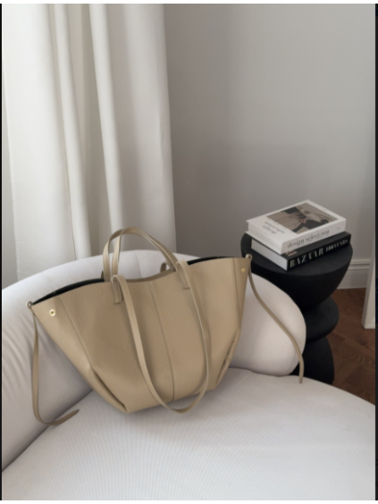 Dámská kožená kabelka Poli maxi béžová