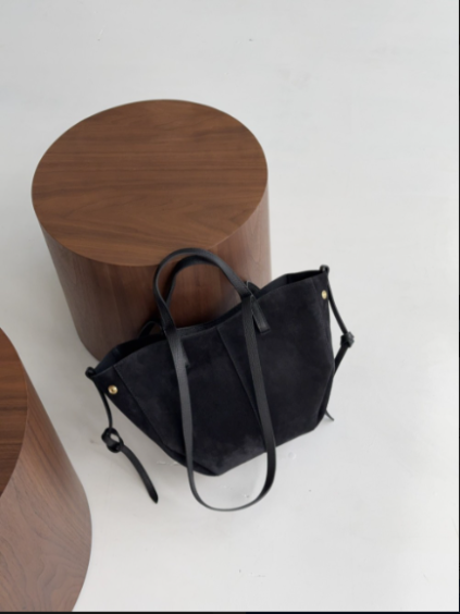 Dámská midi semišová kožená kabelka Poli, černá