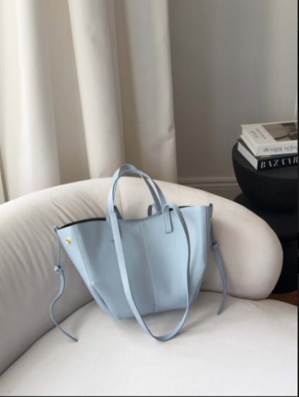 Dámská kožená midi kabelka Poli, modrá