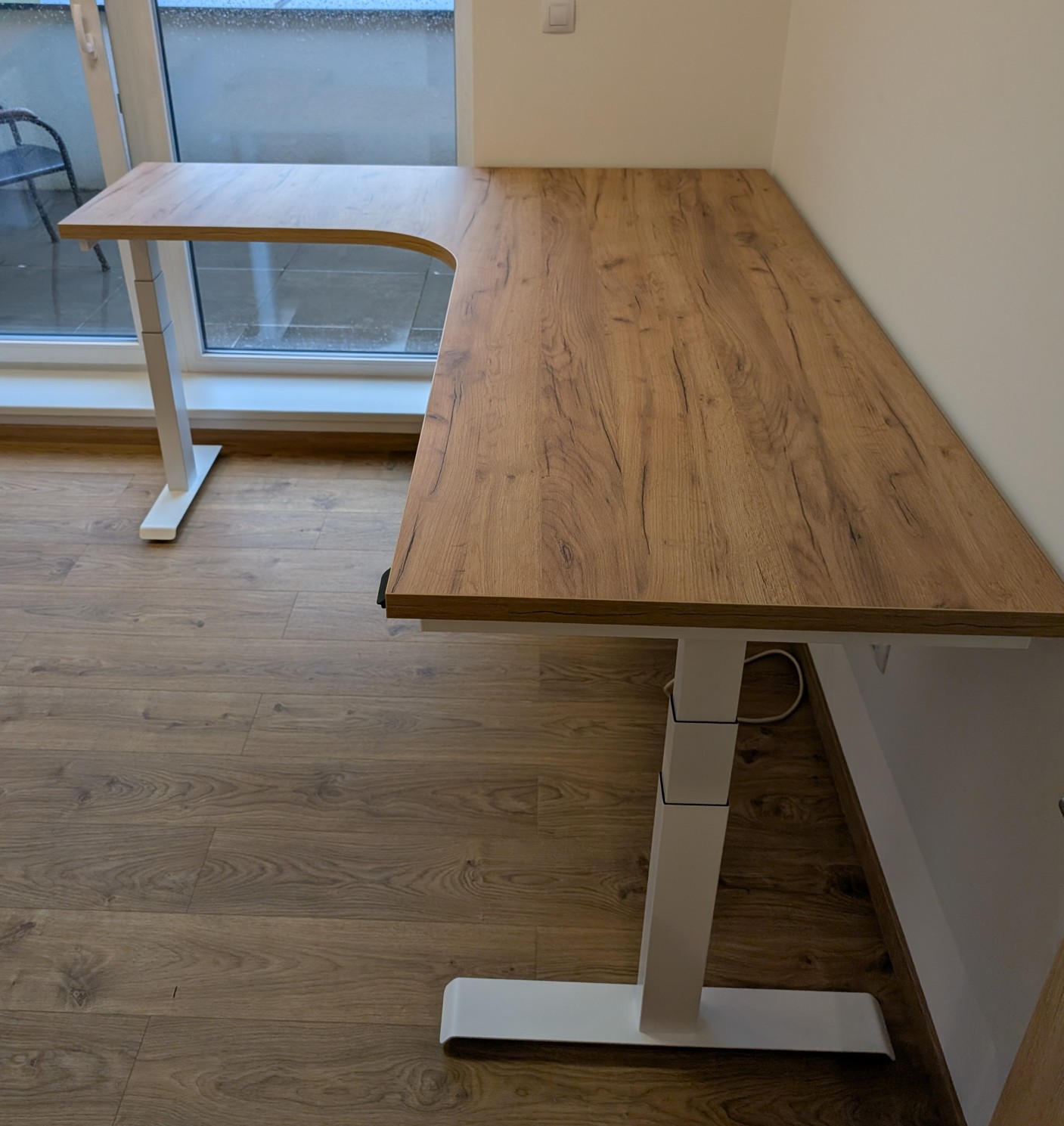desktherapy-d5-rohovy-stul-elektricky-nejlepsi