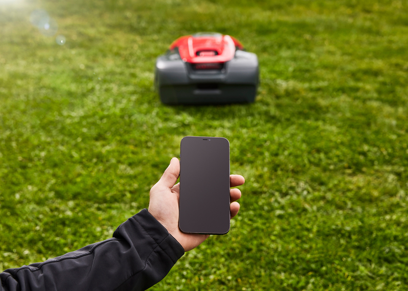 Cramer AiConic 8 RTK – robotická kosačka