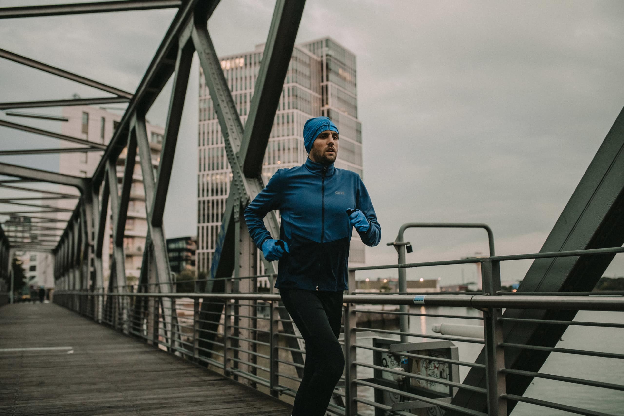 img_GW_GORE_OUT_RUN_FW20_R5-INFINIUM-M_2020_web-18-scaled